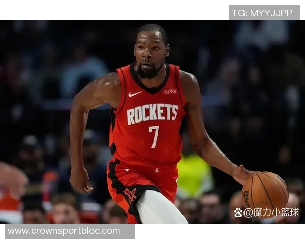 巴特勒高效表现冲击对手8投4中斩获19分5篮板7助攻并罚球12中11