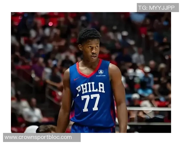 埃奇库姆表现出色次节独得12分全场贡献16分2板3助3断助力球队稳定发挥